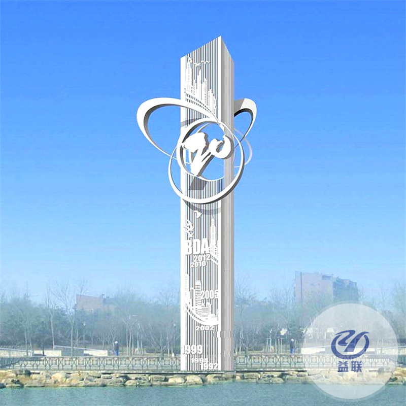 大型不銹鋼鏡面雕塑鹿月亮魔方圓環(huán)鏤空球浪花魚(yú)地產(chǎn)水景景觀定制